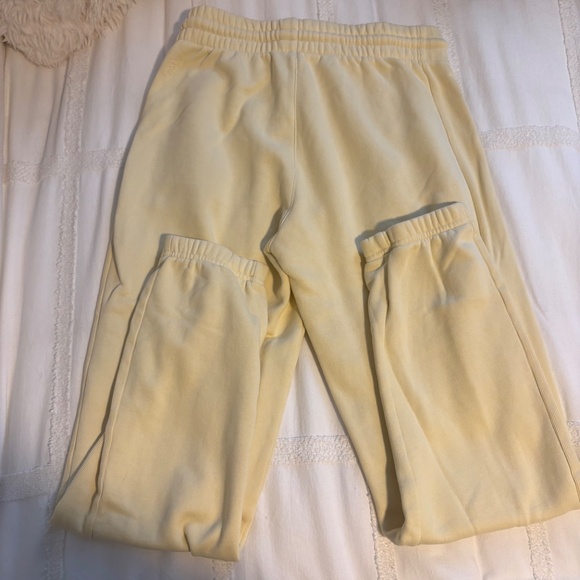 TNA Cozy Fleece Sweatpants — Size S - Picture 2 of 3